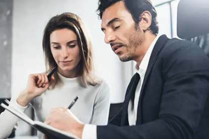 信用卡逾期未还可行分期还款吗？